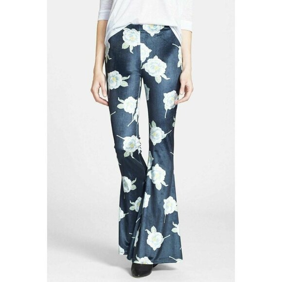 MINKPINK Pants - NWT MINKPINK Exotic Blooms Flare Pants